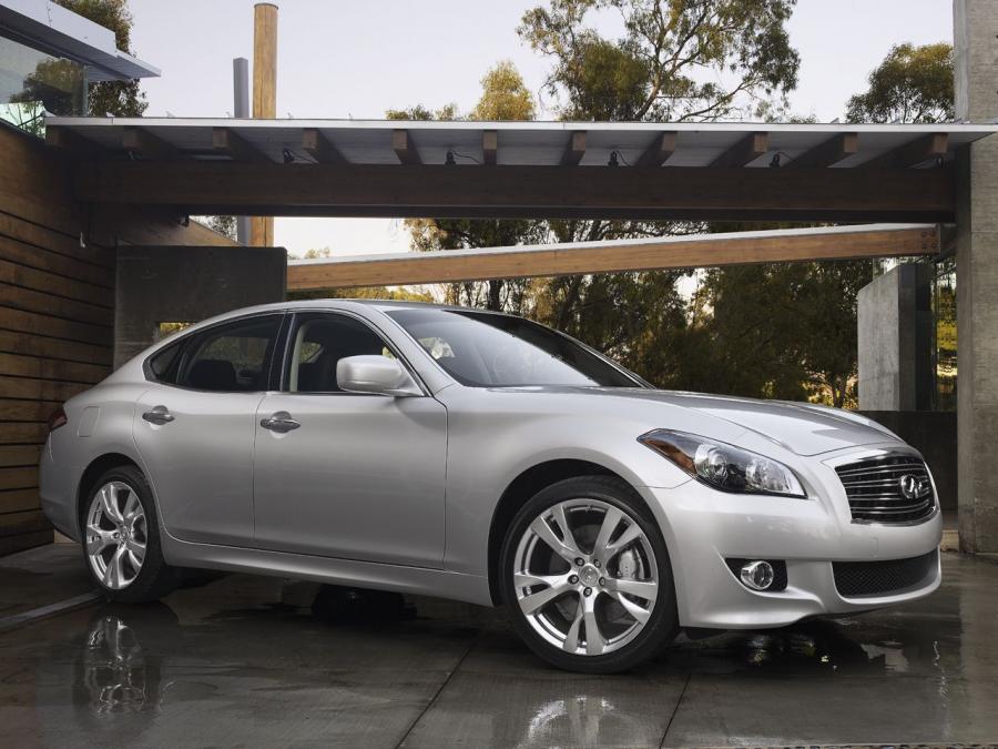  Infiniti M37 S 2011 года  (фото 29 из 33)